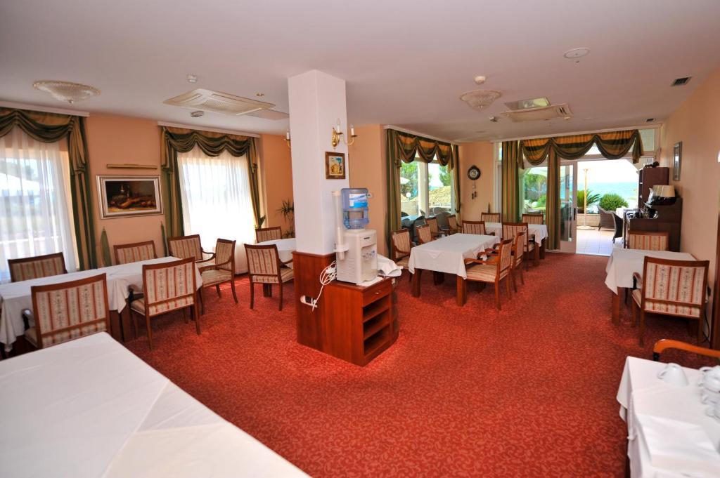 פובליאנה Villa Kastel מראה חיצוני תמונה